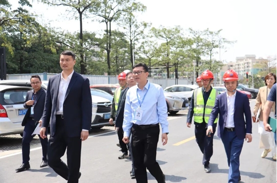 北滘鎮(zhèn)黨委書(shū)記、鎮(zhèn)長(zhǎng)王德華前往騰越建科集團(tuán)佛肇分公司重點(diǎn)項(xiàng)目調(diào)研